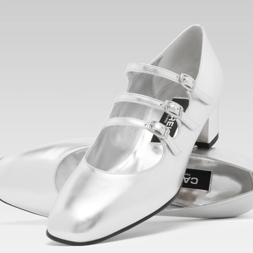 Chic French brand Carel Paris Silver Leather Kina Mary Jane Size 37 (Brand New)
